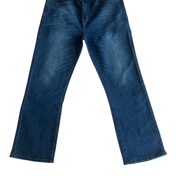 ⸻ - Picture 1 of 7